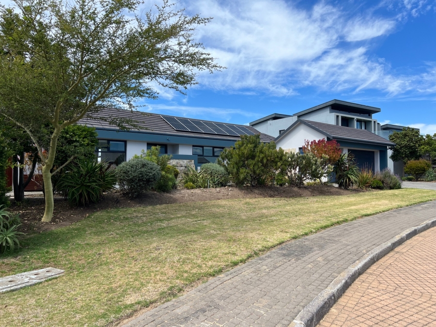 3 Bedroom Property for Sale in Oubaai Western Cape